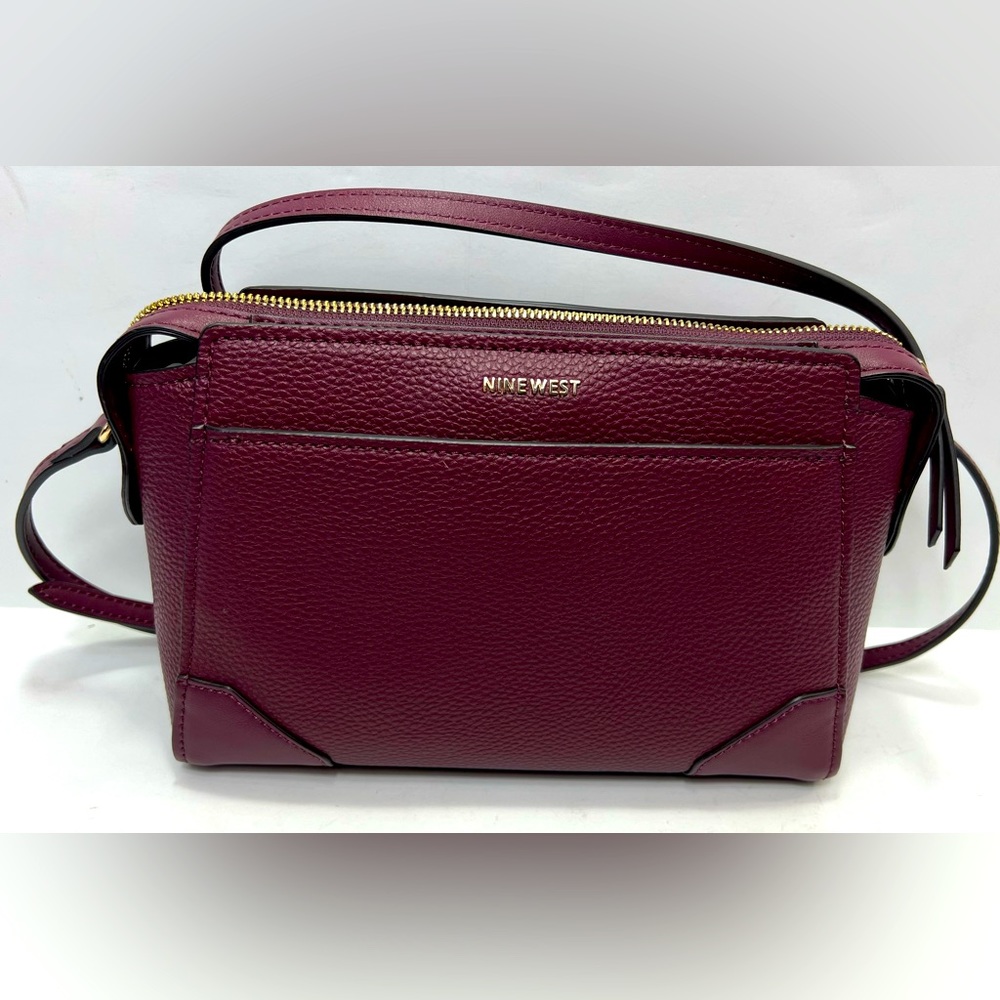 Nine West Brooklyn Jet Set Crossbody